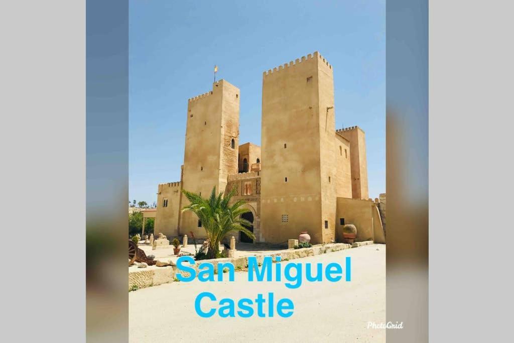 Lovely Apartment In Cabo Roig Near Beach Orihuela Eksteriør billede